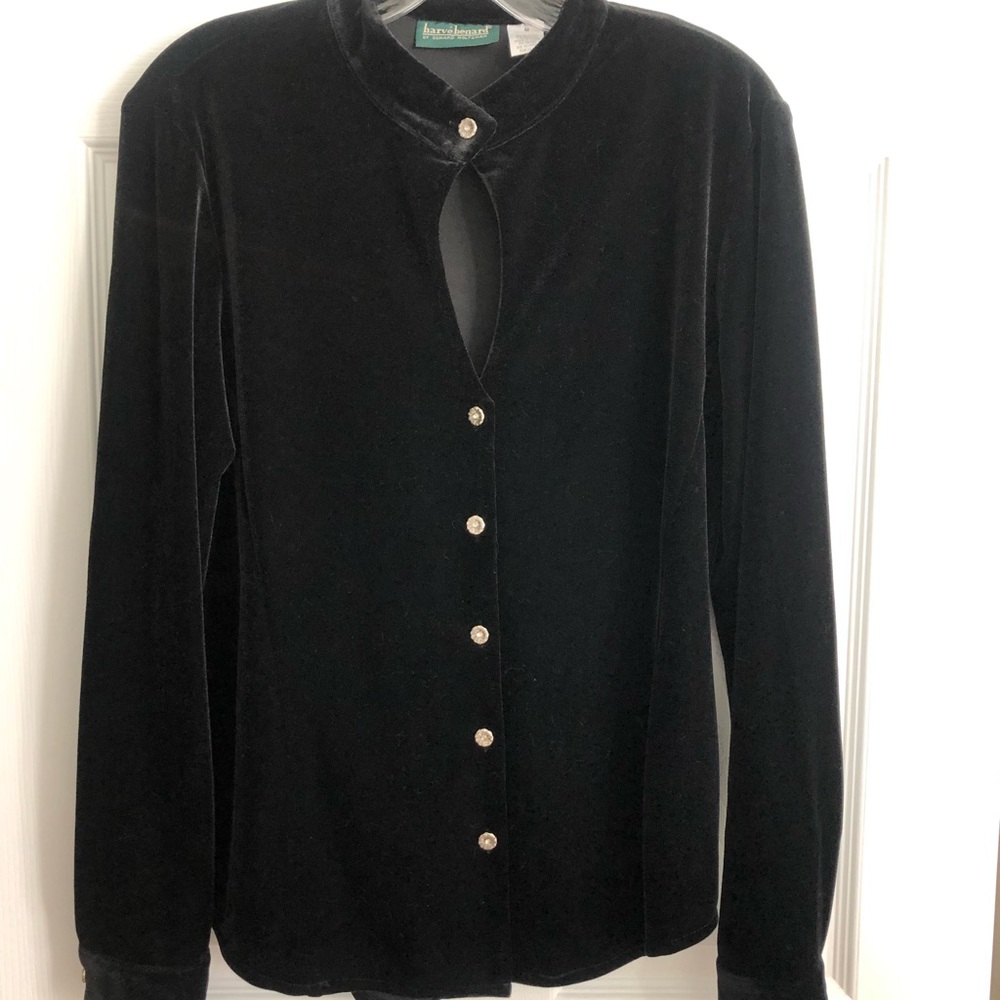 Harve Benard velvet button up